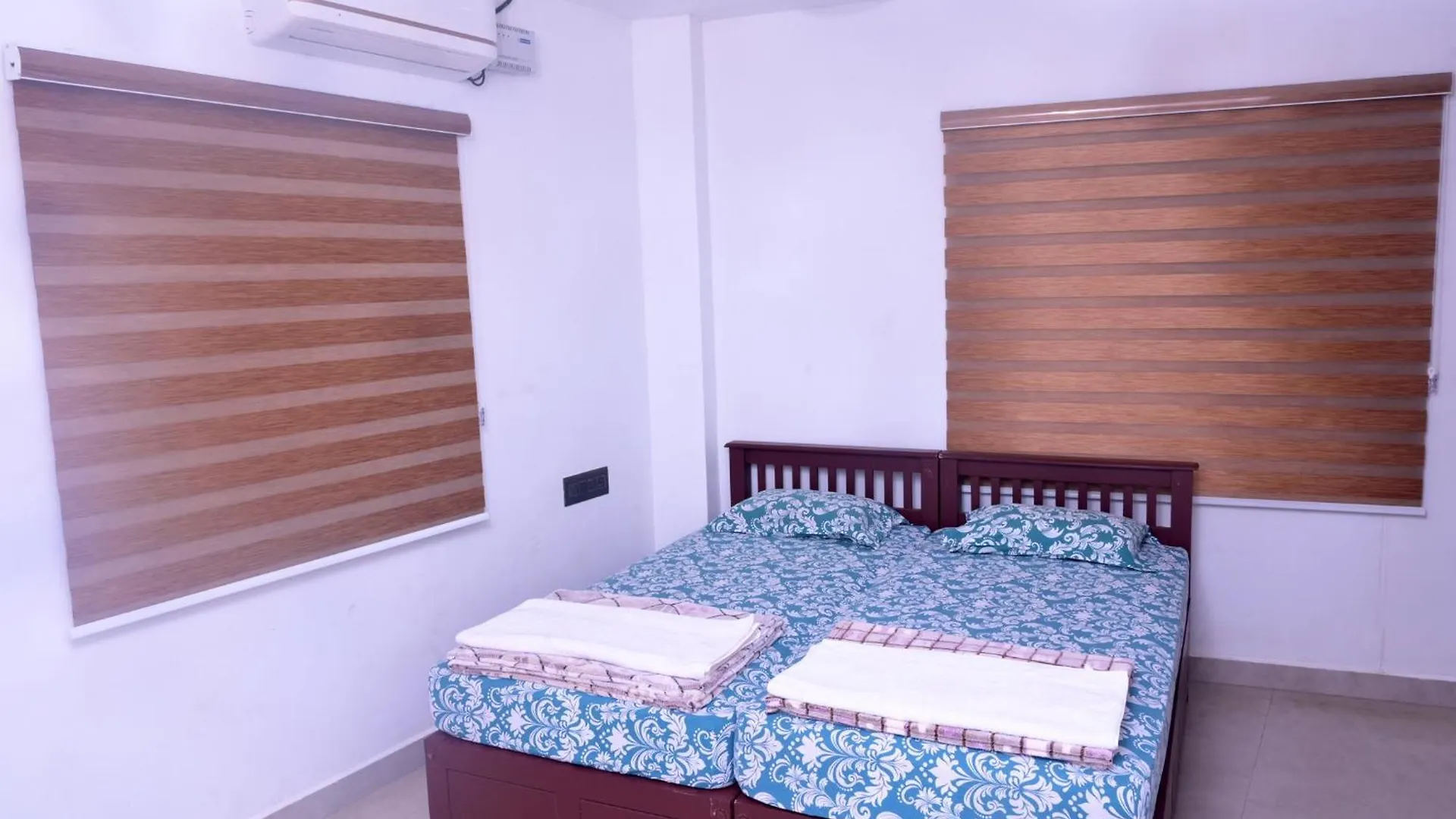 Chittinappilly Cottage Angamaly Hotel